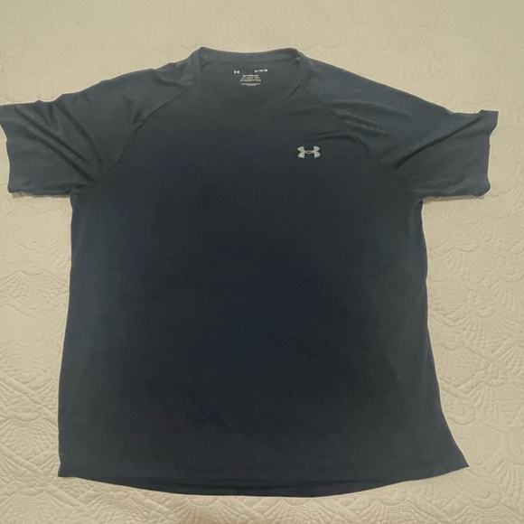 4 Under Armour Tech V-Neck tee 2.0 Size XL Men’s Shirts Sporty Classic gym - Picture 9 of 12